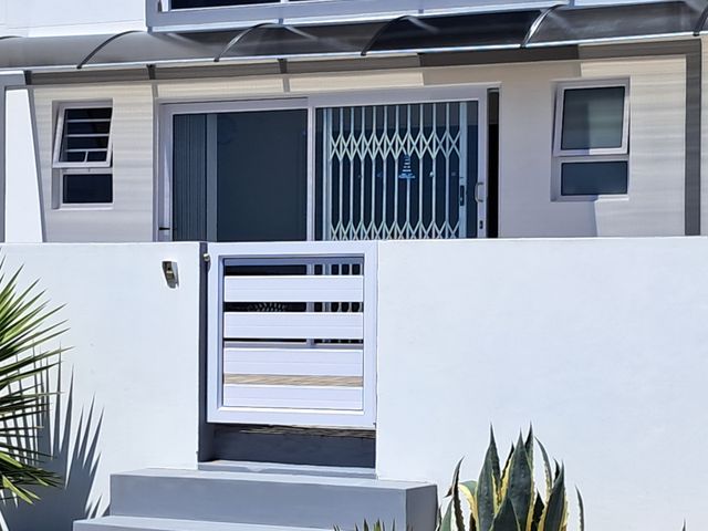 1 Bedroom Property for Sale in Britannica Heights Western Cape